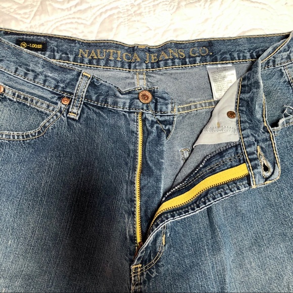 Vintage Distressed NAUTICA Jeans - Picture 4 of 8